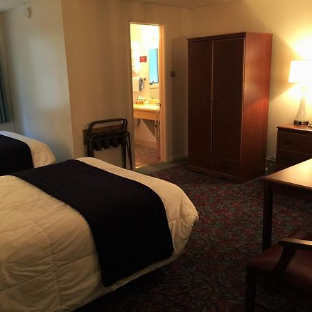 Cedar Motor Inn Маркет Стая снимка