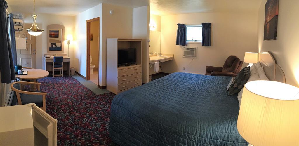 Cedar Motor Inn Маркет Екстериор снимка