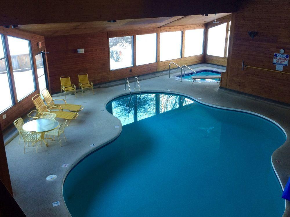 Cedar Motor Inn Маркет Екстериор снимка
