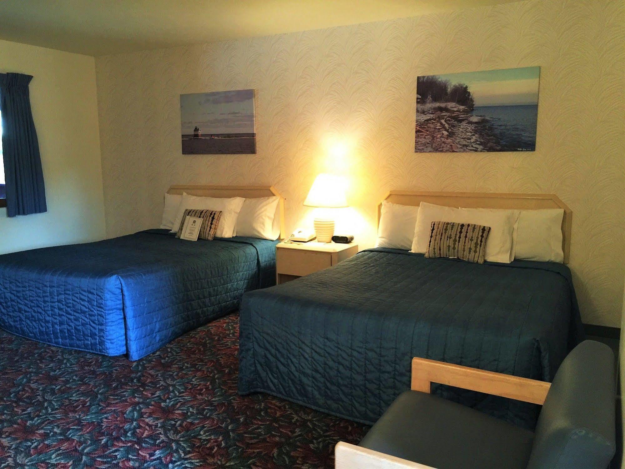 Cedar Motor Inn Маркет Екстериор снимка